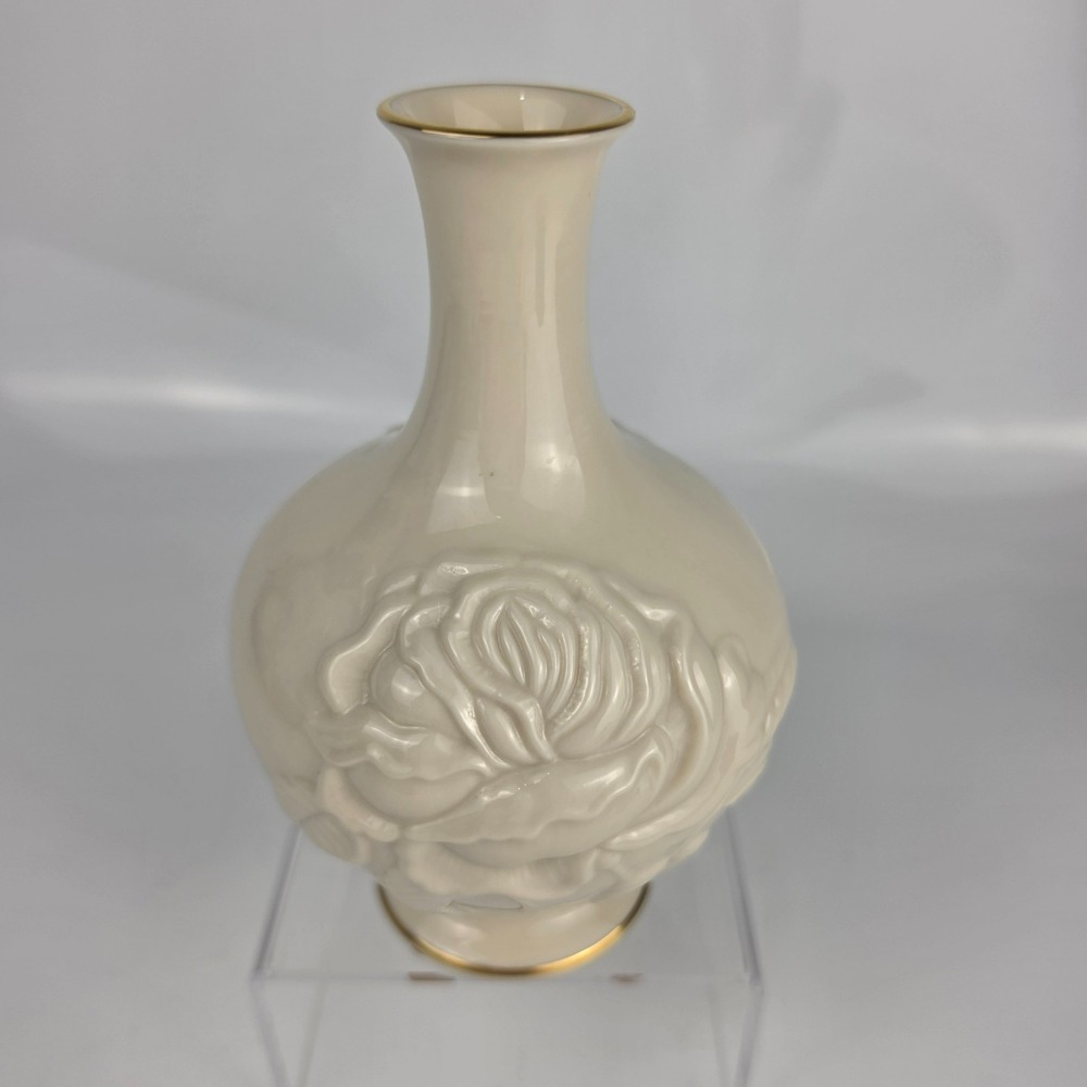 Lenox Masterpiece Rose Ivory Embossed Bud Vase 24K Gold Trim Made in USA